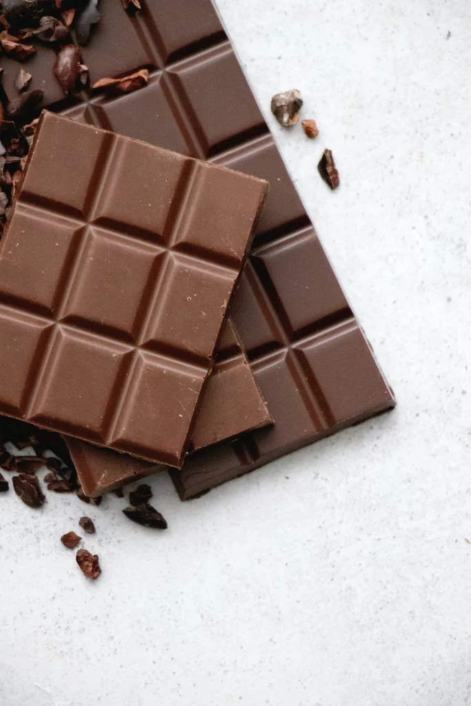 avoid chocolates to prevent acid reflux