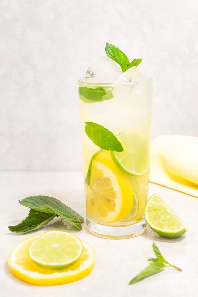 clear drinking glass with lemon juice, natural treatments for gout attacks