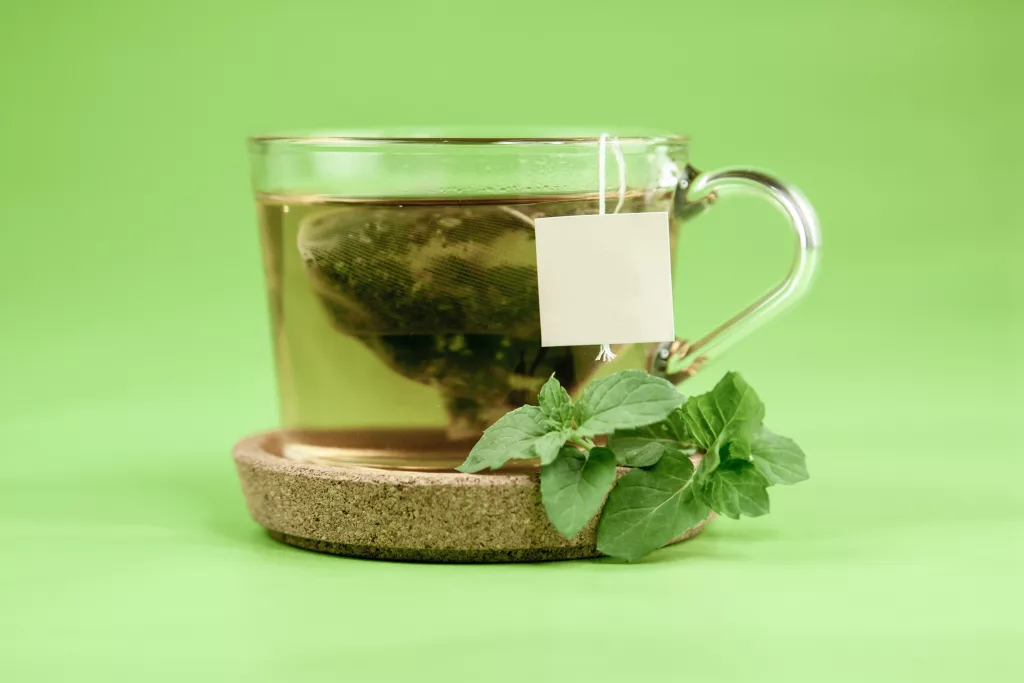 Health Benefits of Green Tea with Lemon