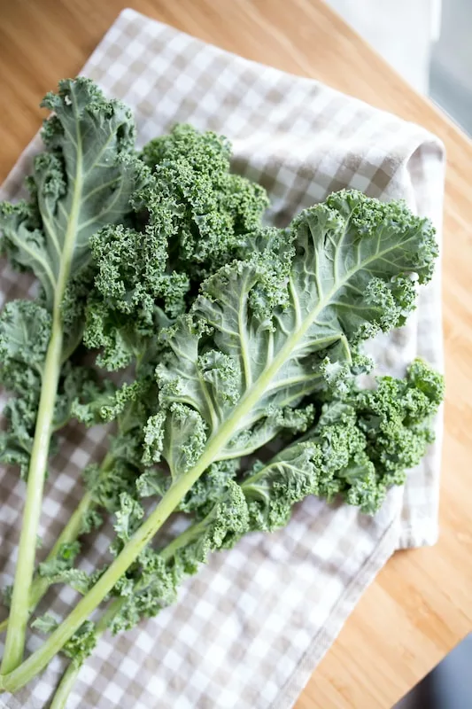 green leaf vegetable, kale