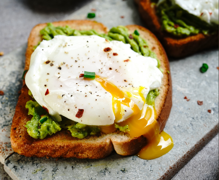 breakfast recipe for diabetics | avocado and egg toast