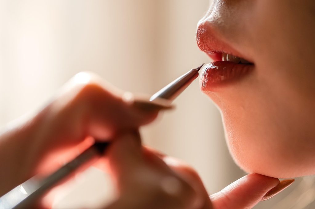 Discover the Hidden Wonders of the Four O'Clock Plant: A Colorful Healer in Your Garden 4 makeup, lipstick, lips, lip brush, beauty, face, woman, closeup, makeup, makeup, makeup, makeup, lipstick, lipstick, lipstick, lipstick, lipstick, lips, lips, lips, lips