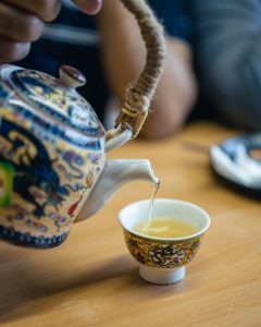 Basil Tea Health Benefits: Uses, Nutrition, and How to Make It Naturally